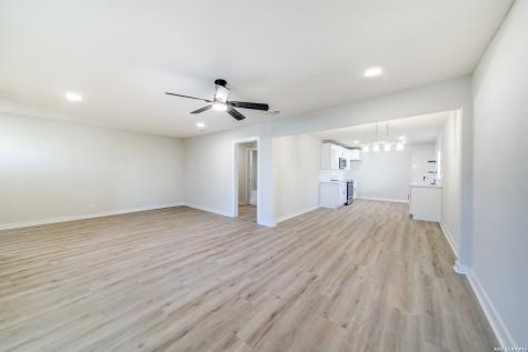 1414 Burleson San Antonio TX 78202