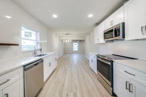 1414 Burleson San Antonio TX 78202