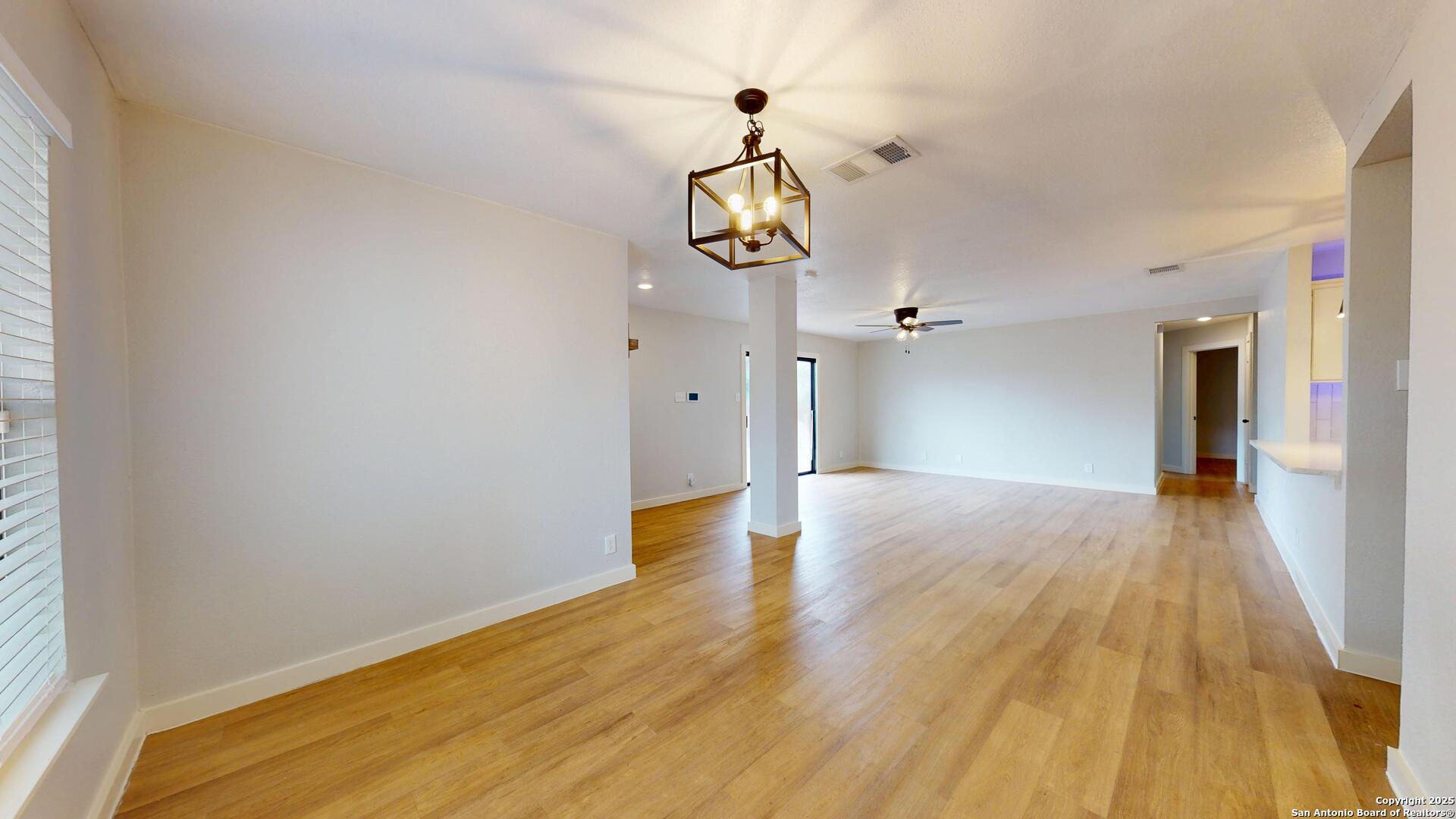 2211 Muddy Peak San Antonio TX 78245