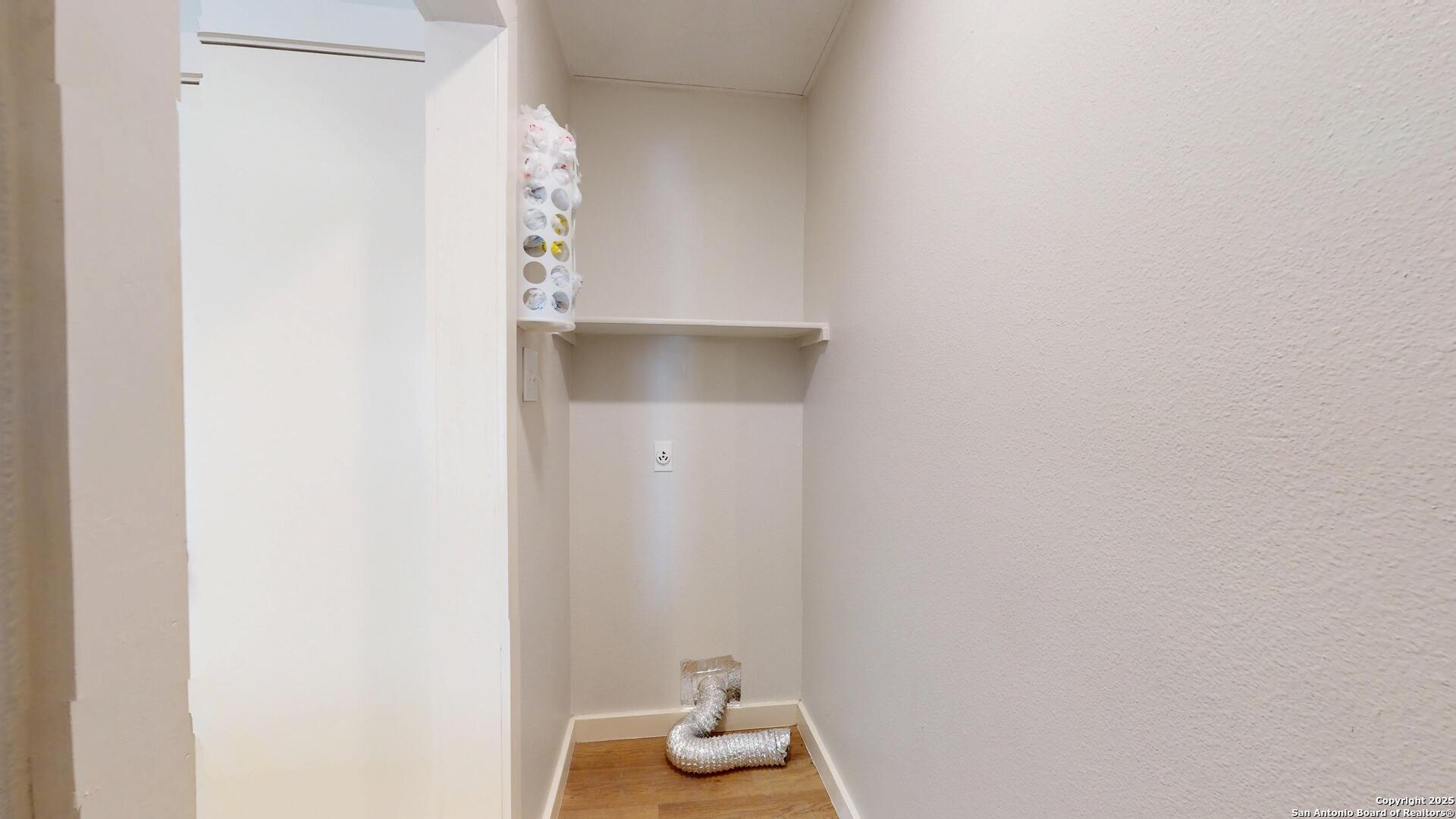 2211 Muddy Peak San Antonio TX 78245