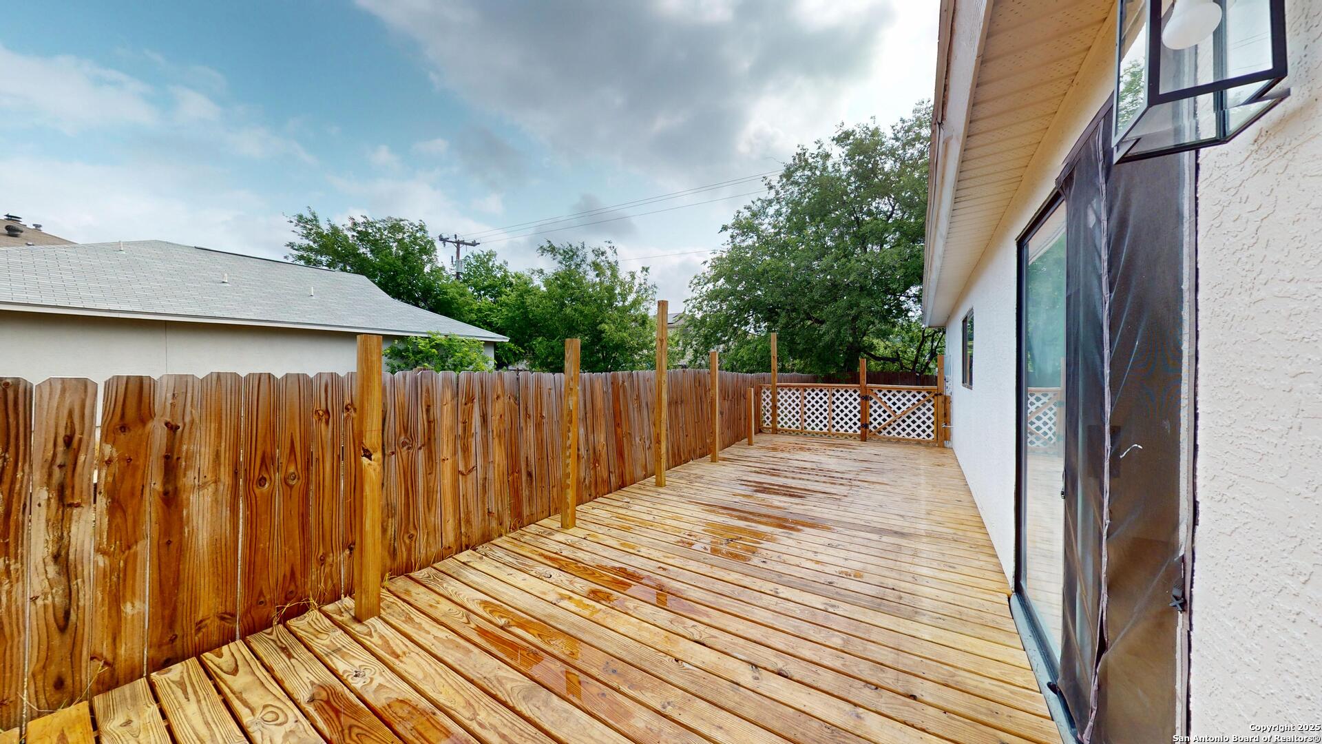 2211 Muddy Peak San Antonio TX 78245