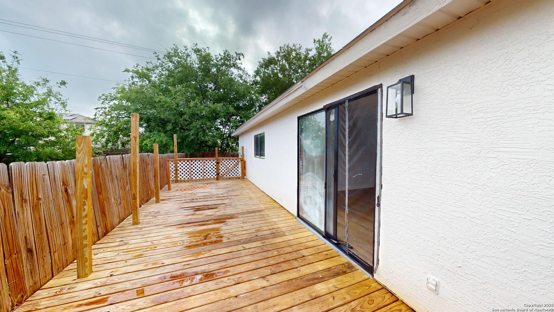 2211 Muddy Peak San Antonio TX 78245