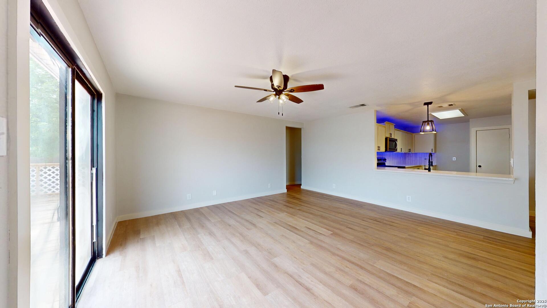 2211 Muddy Peak San Antonio TX 78245