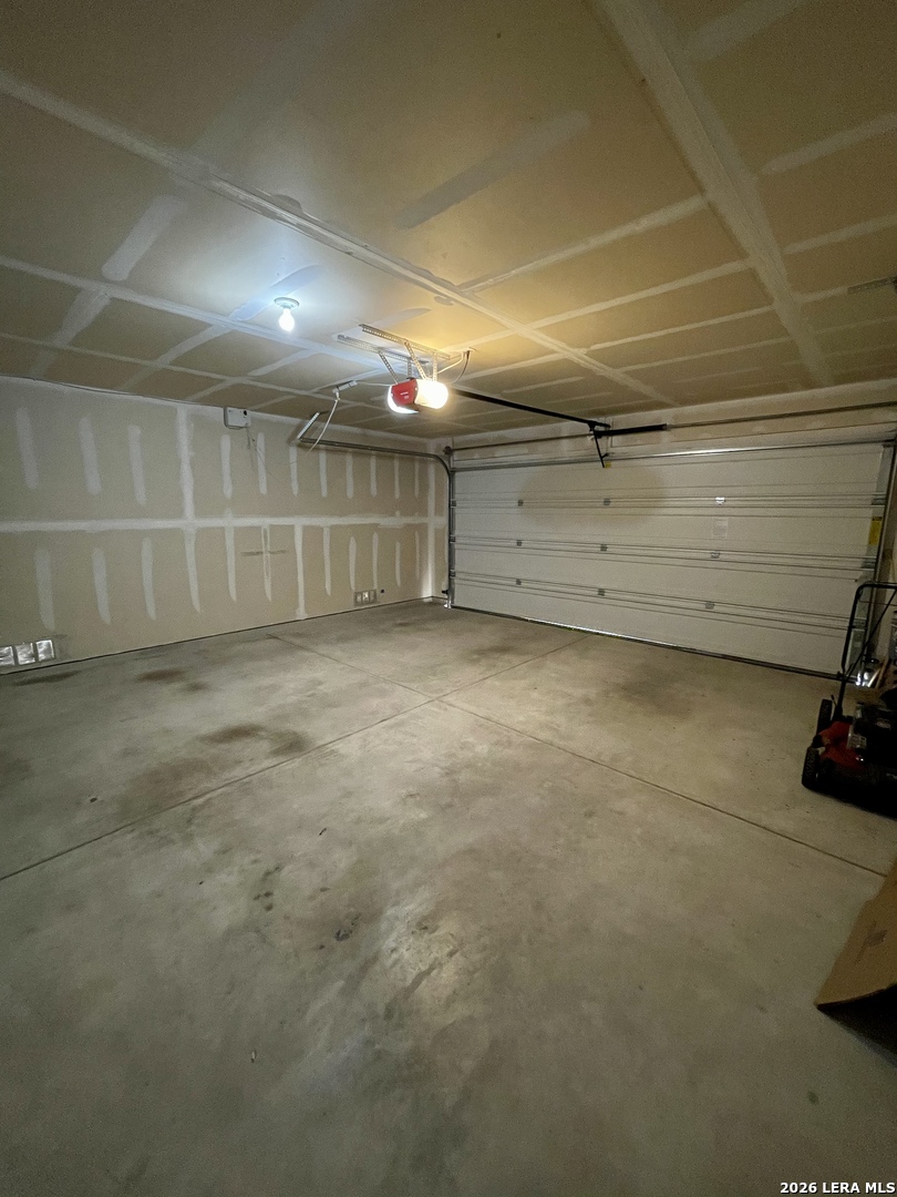 8635 Silver Willow San Antonio TX 78254