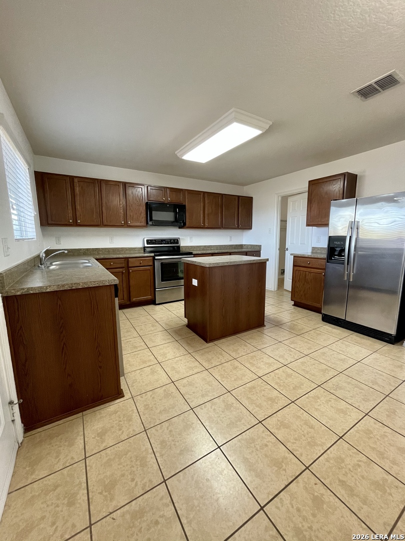 8635 Silver Willow San Antonio TX 78254