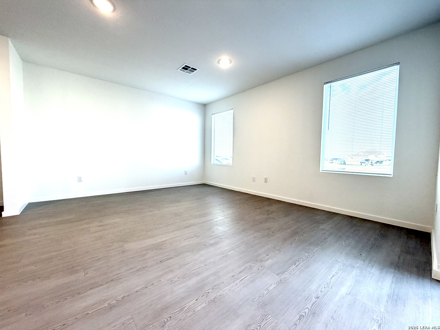 6602 Coquina Cove Elmendorf TX 78112