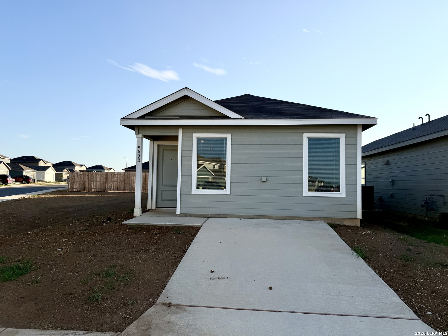 6602 Coquina Cove Elmendorf TX 78112
