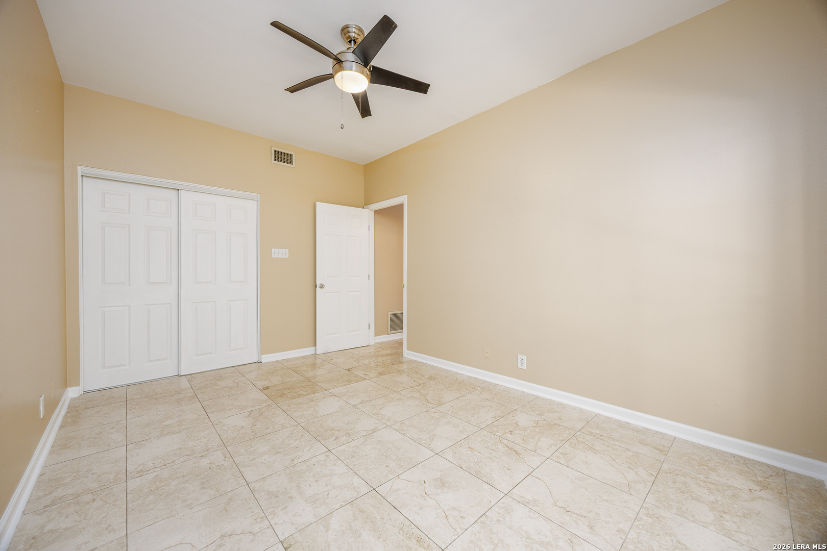 8642 Fredericksburg Road San Antonio TX 78240
