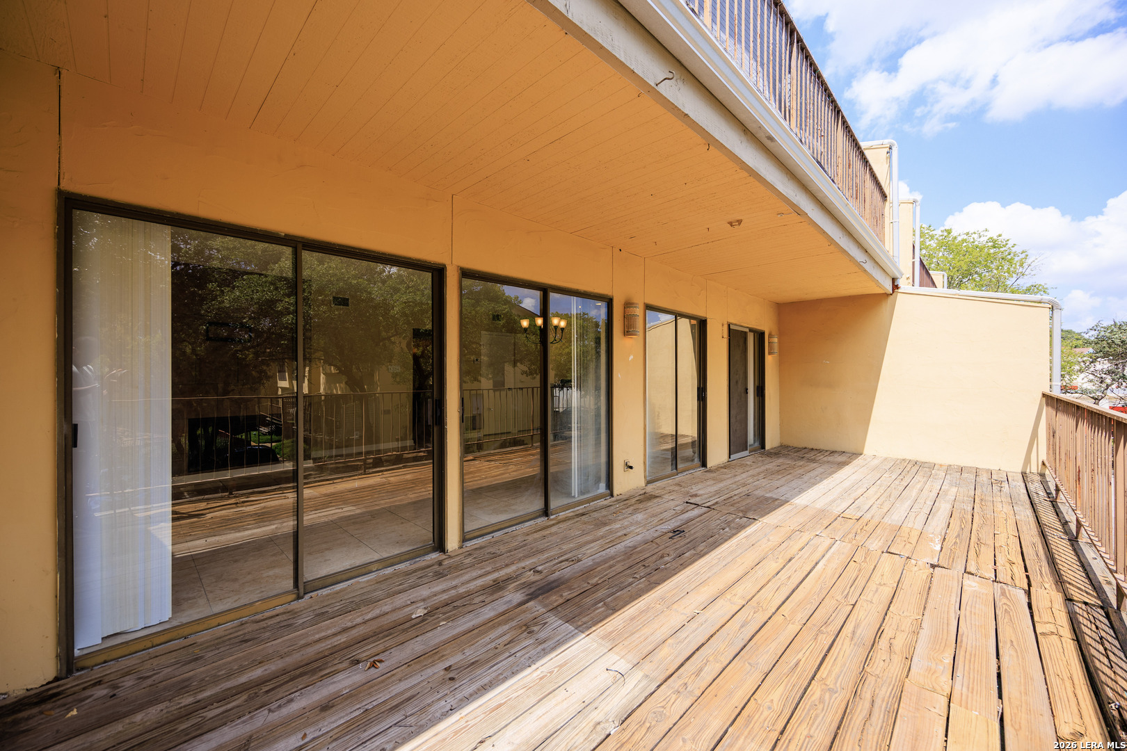 8642 Fredericksburg Road San Antonio TX 78240