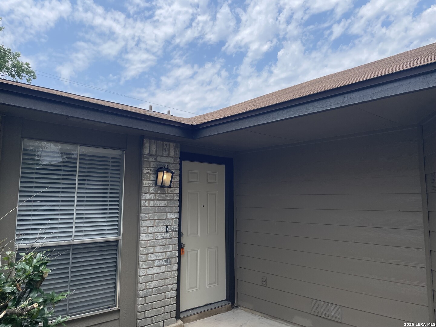 5715 Lochmoor San Antonio TX 78244