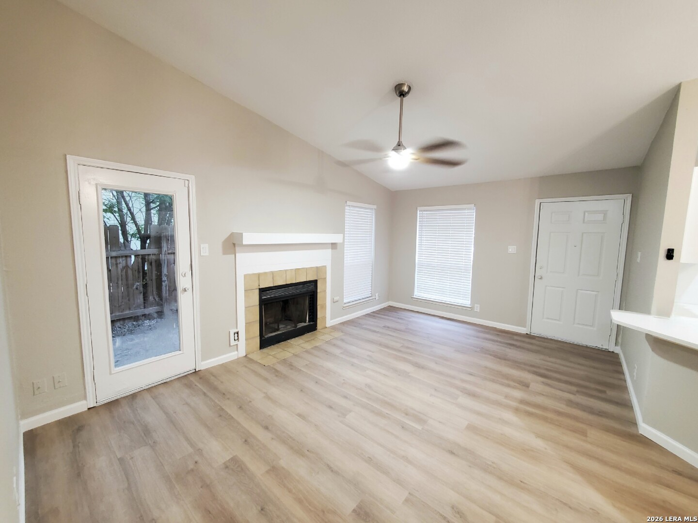 5715 Lochmoor San Antonio TX 78244