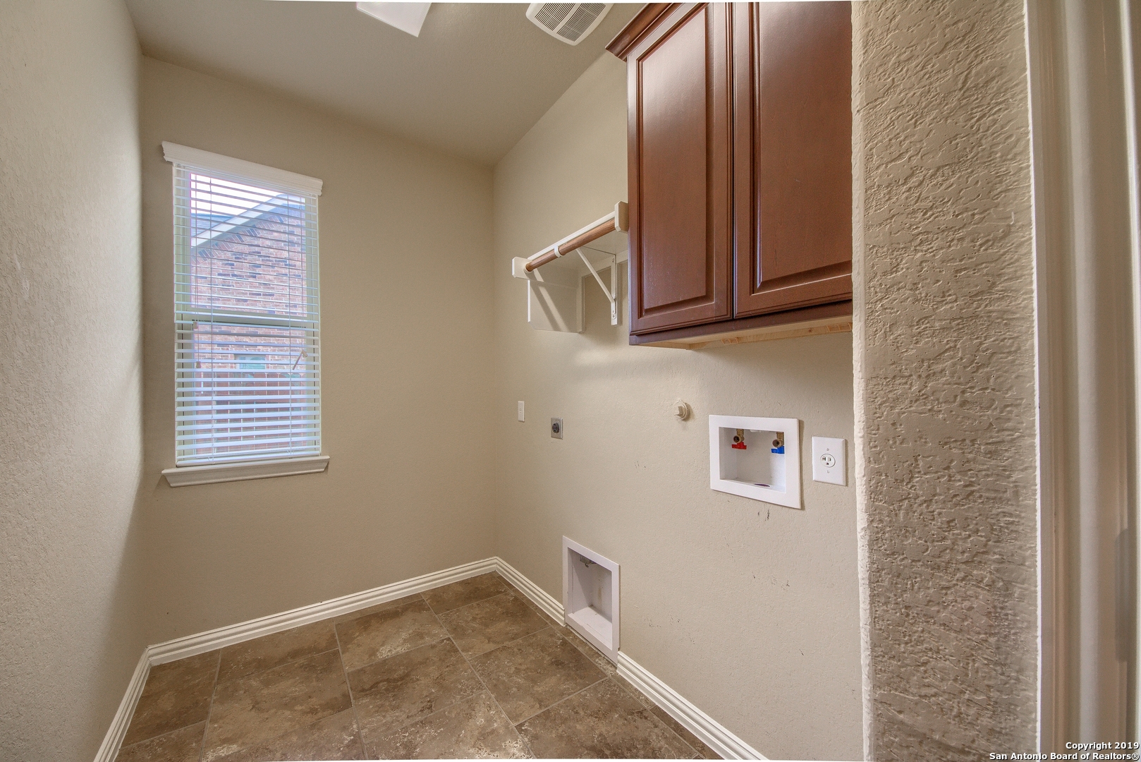 12446 Law Creek San Antonio TX 78254