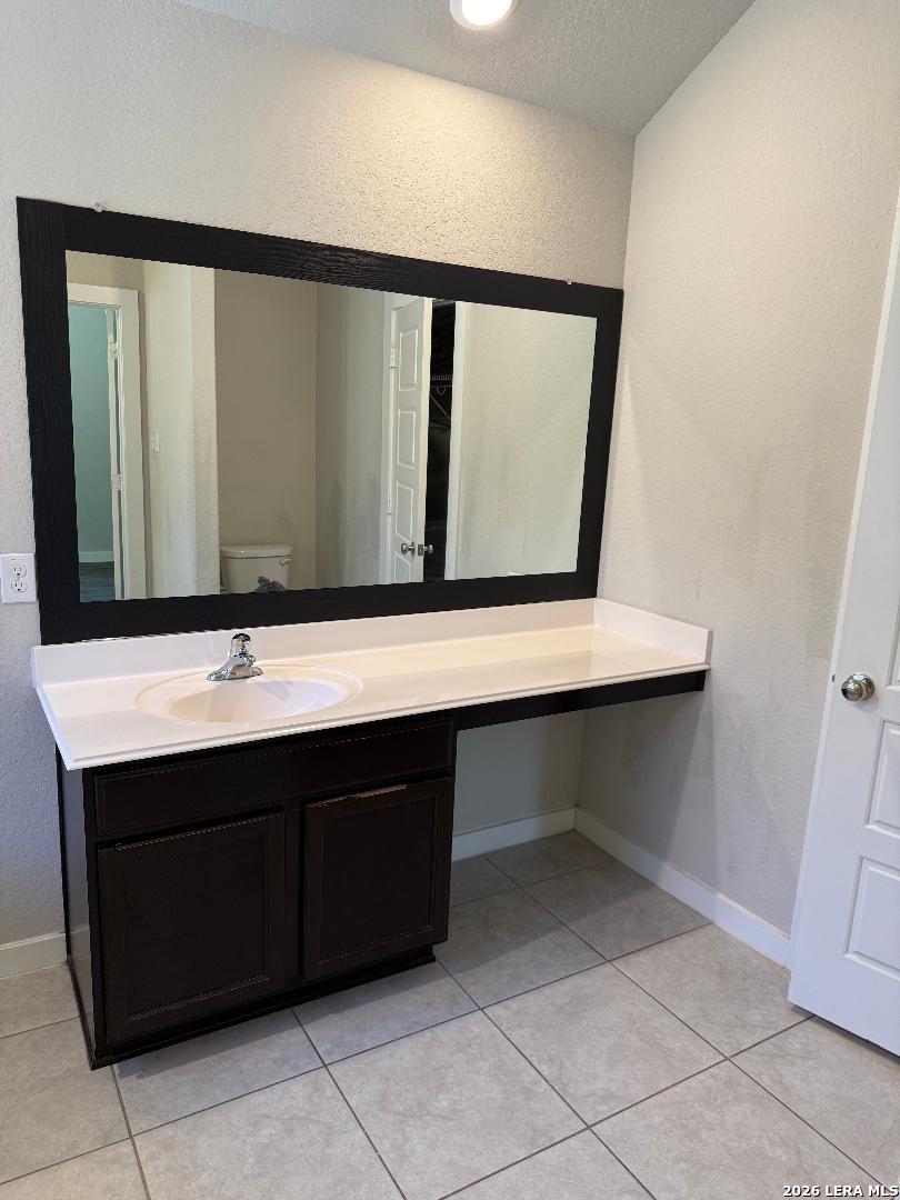 12429 Vista Rim San Antonio TX 78233