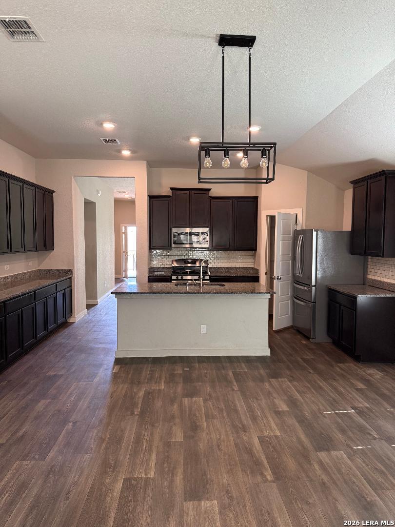 12429 Vista Rim San Antonio TX 78233