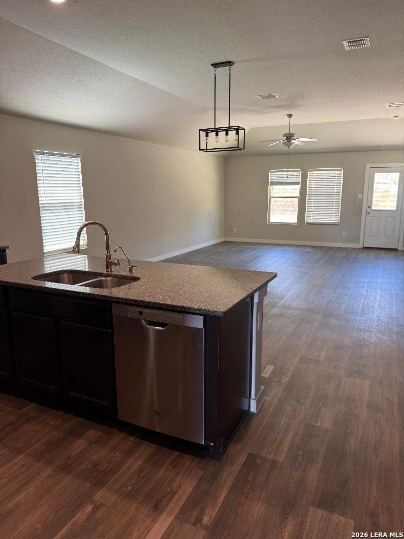 12429 Vista Rim San Antonio TX 78233