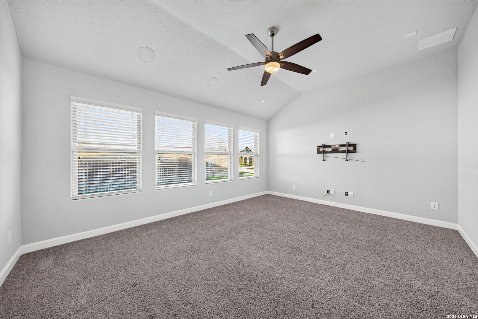 1029 Water Oak Schertz TX 78154