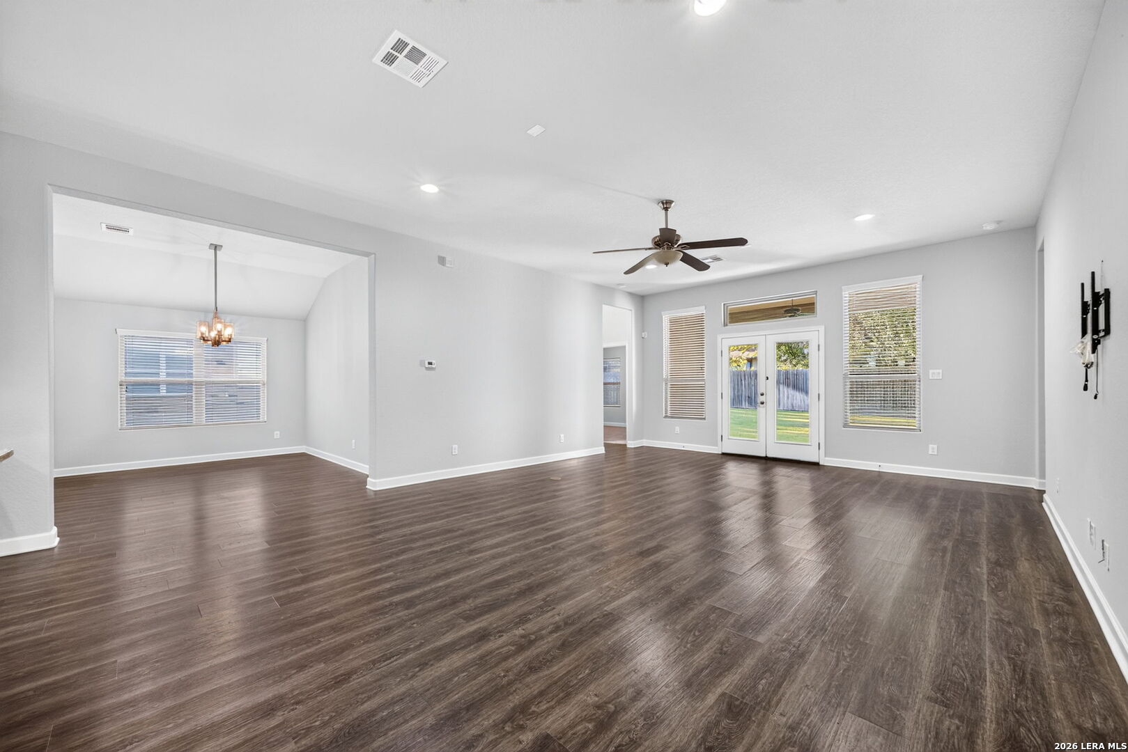 1029 Water Oak Schertz TX 78154