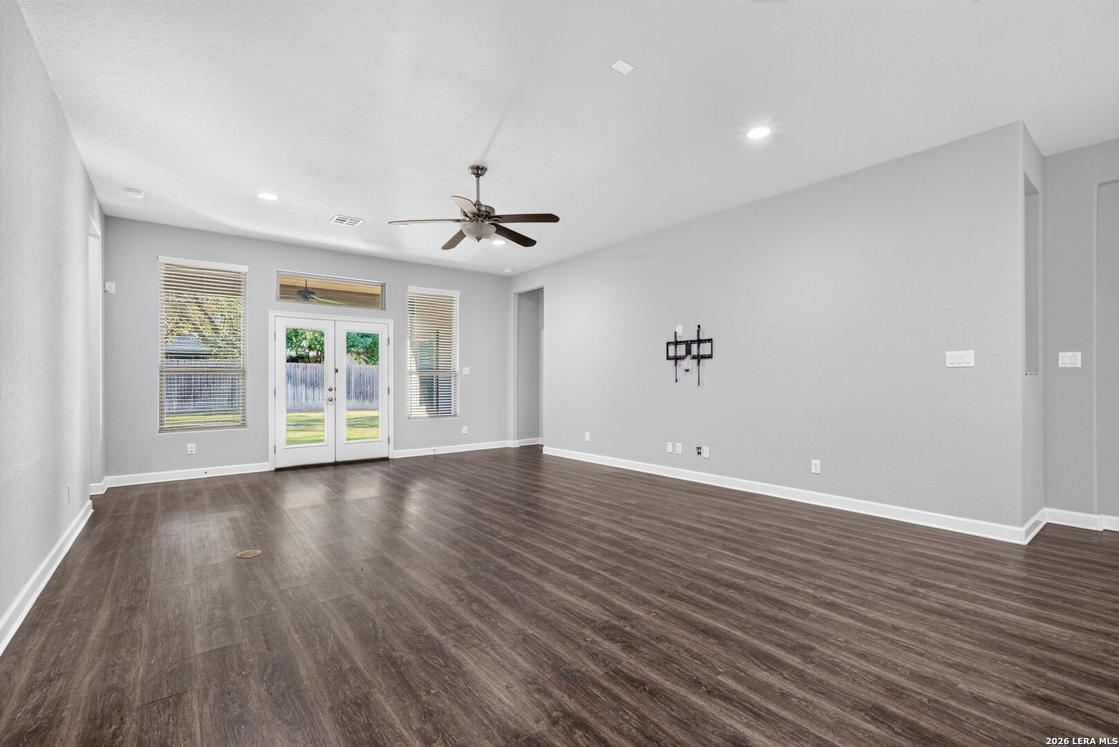 1029 Water Oak Schertz TX 78154