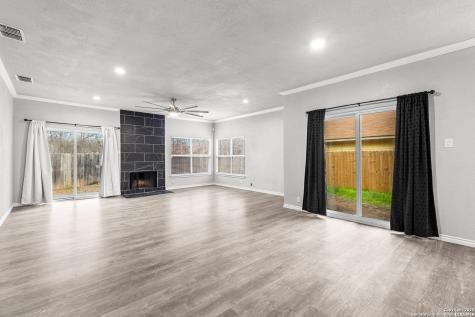 5930 Valley Wood San Antonio TX 78250