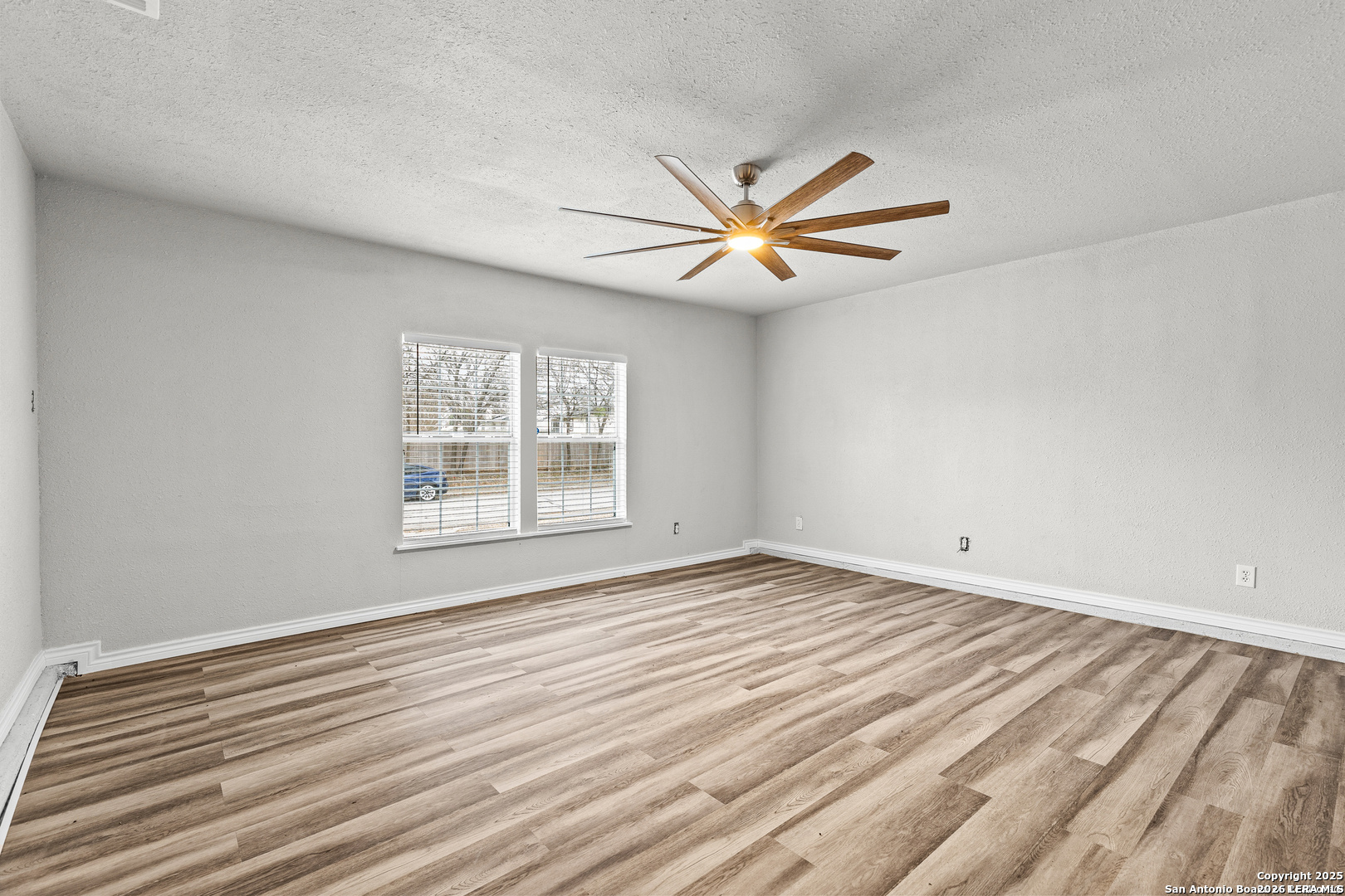 5930 Valley Wood San Antonio TX 78250