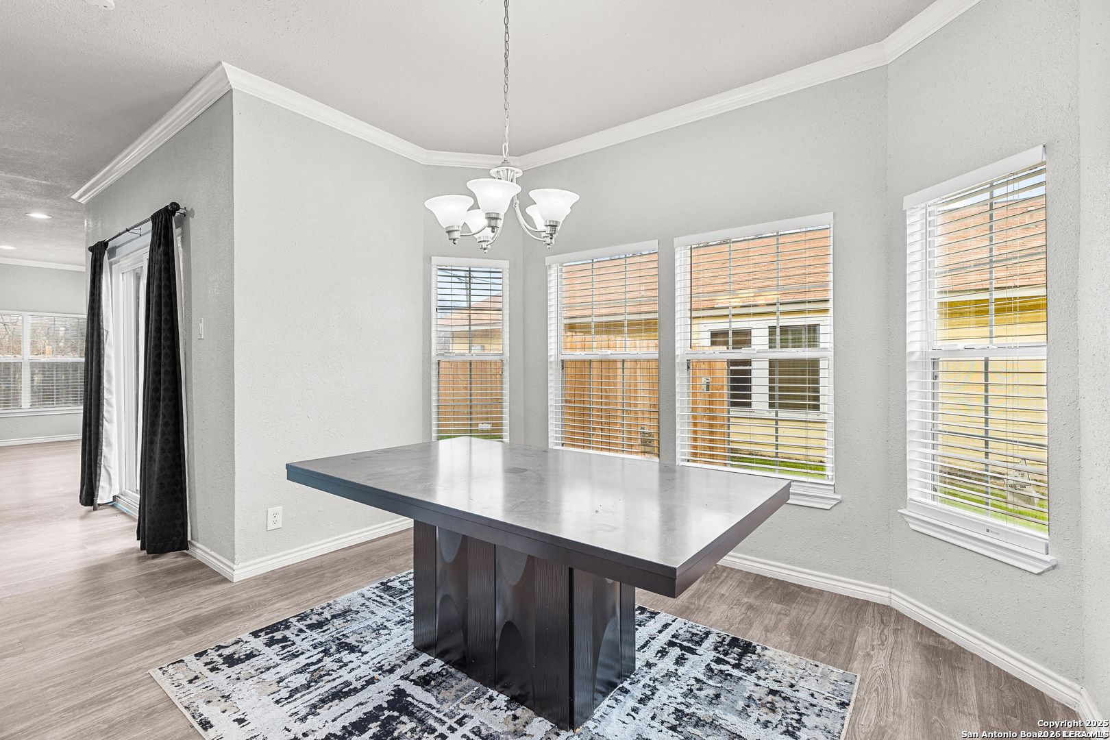 5930 Valley Wood San Antonio TX 78250