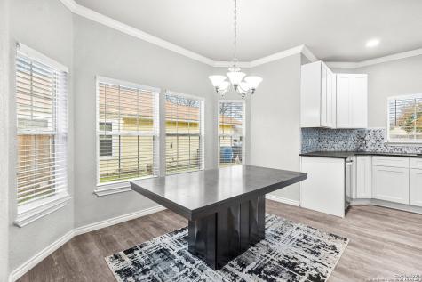 5930 Valley Wood San Antonio TX 78250