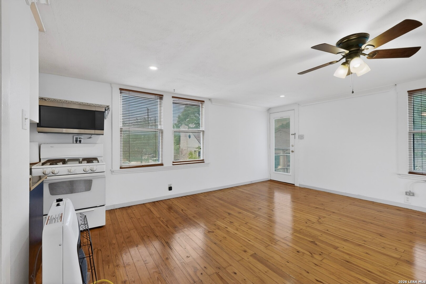 526 W Lynwood Avenue San Antonio TX 78212