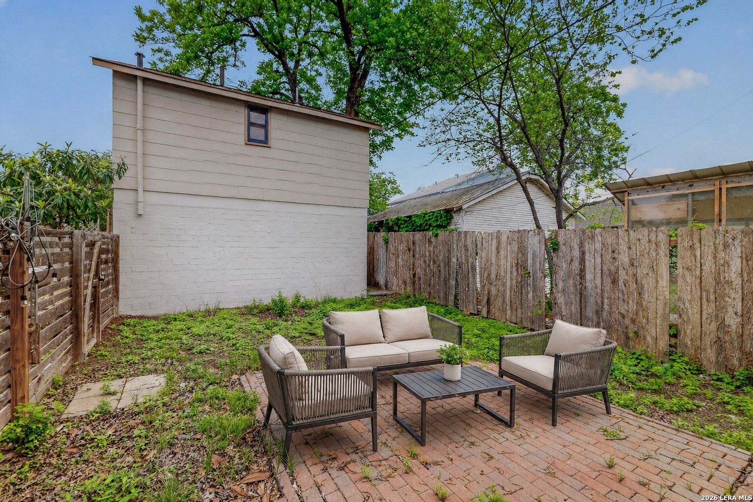 526 W Lynwood Avenue San Antonio TX 78212