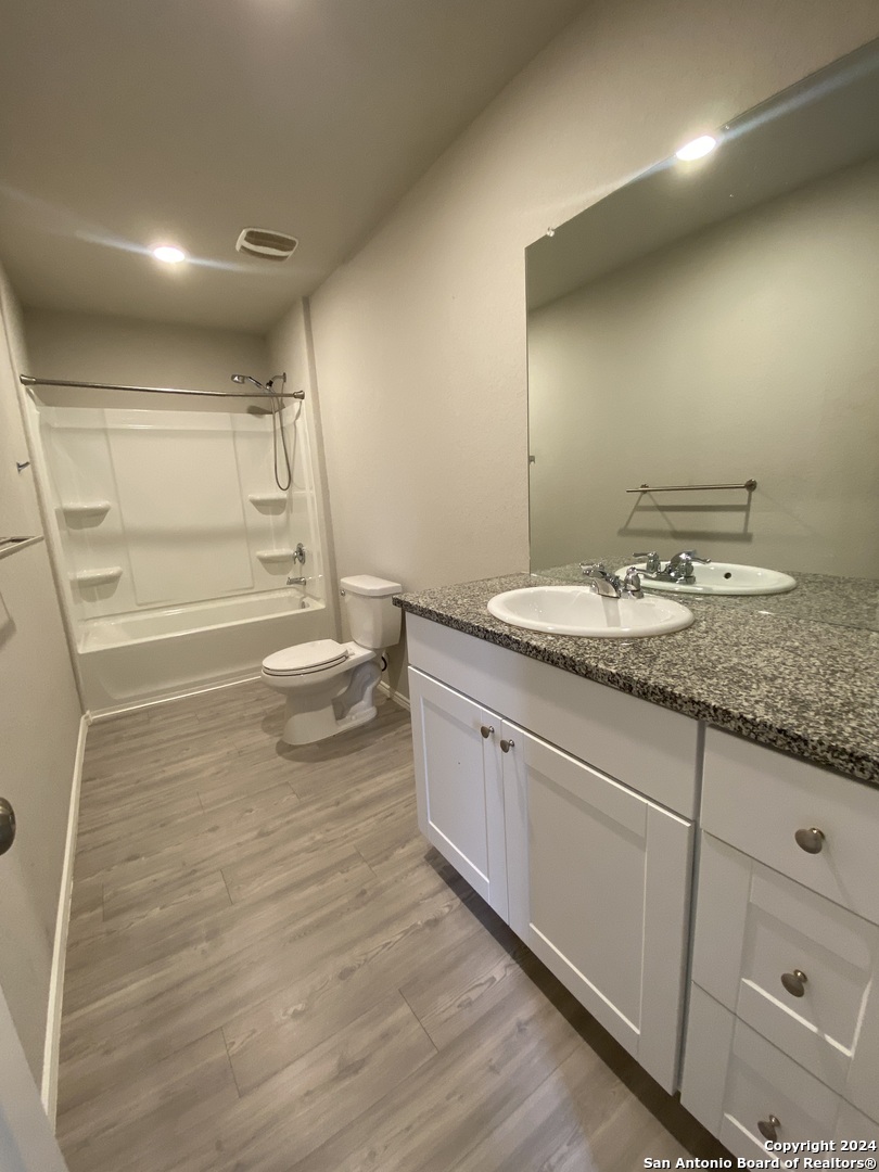 9864 Littleton Grist San Antonio TX 78254