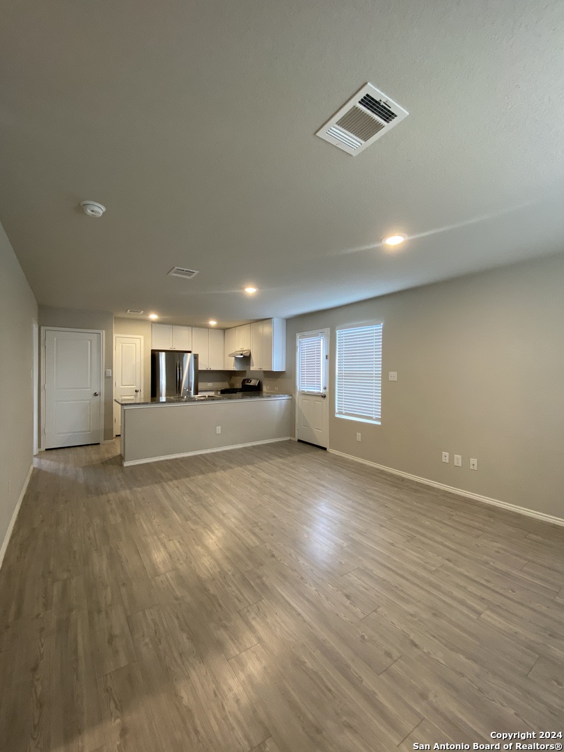 9864 Littleton Grist San Antonio TX 78254
