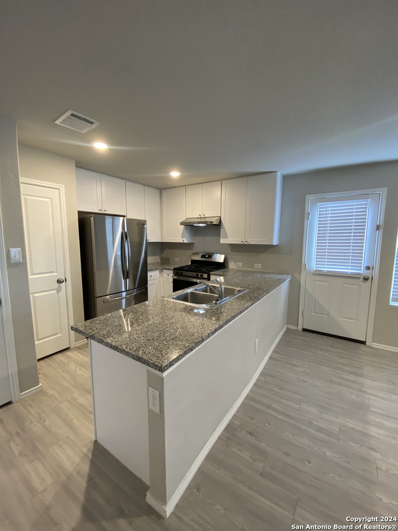 9864 Littleton Grist San Antonio TX 78254