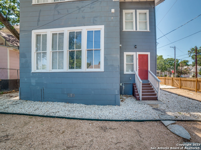 732 N Pine Street San Antonio TX 78202