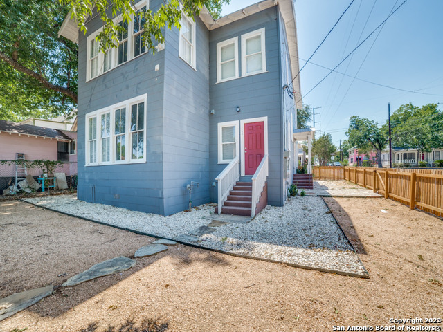 732 N Pine Street San Antonio TX 78202