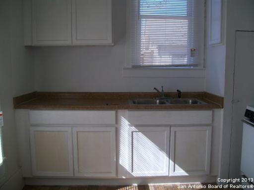 110 Gladstone Avenue San Antonio TX 78214