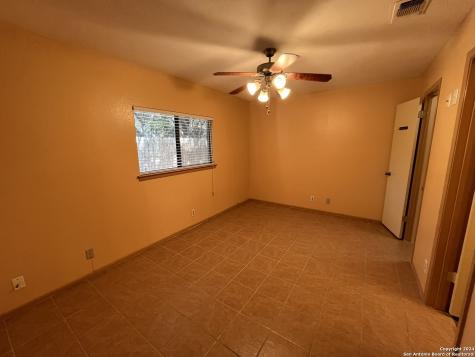 7339 Hunters Land San Antonio TX 78249
