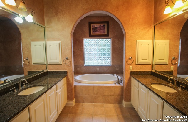 24842 Fairway Springs San Antonio TX 78260