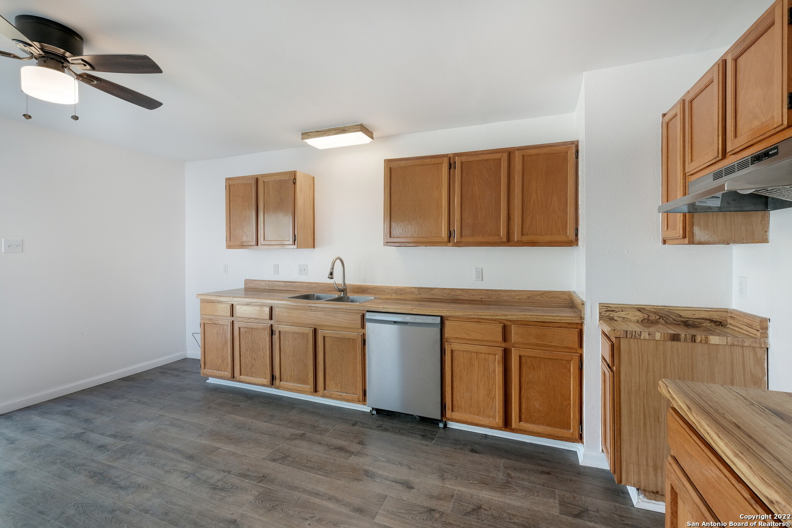 5727 Jones Fall Drive San Antonio TX 78244