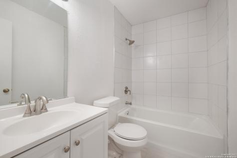 5727 Jones Fall Drive San Antonio TX 78244