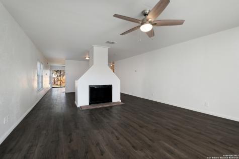5727 Jones Fall Drive San Antonio TX 78244