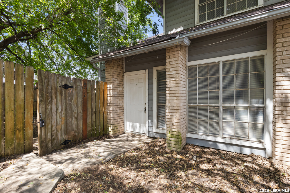 6714 Windsor Hollow San Antonio TX 78239