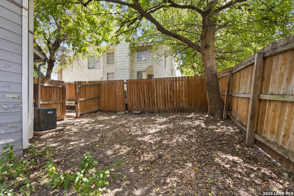 6714 Windsor Hollow San Antonio TX 78239