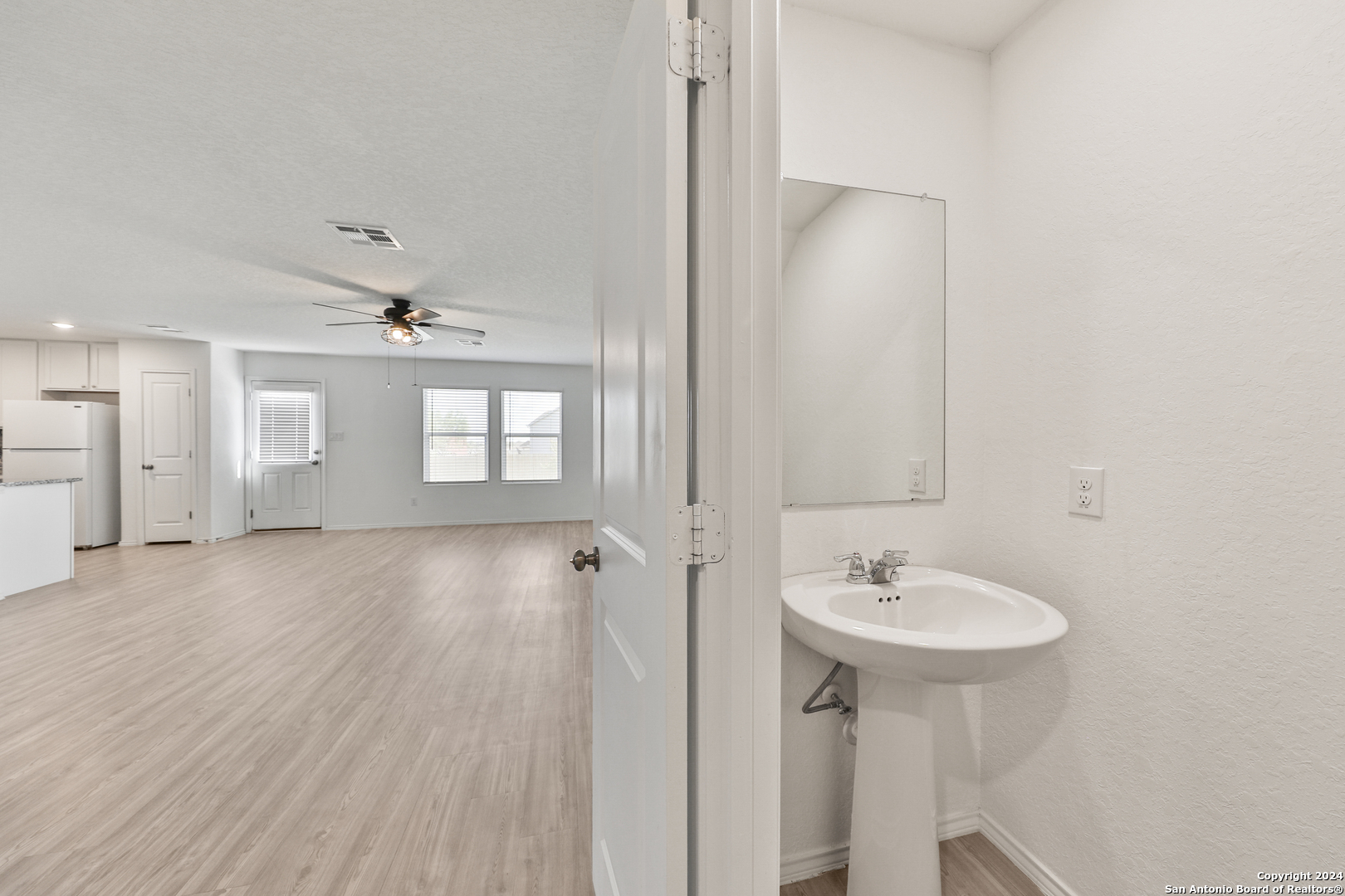 10626 Mcclintock Drive Converse TX 78109