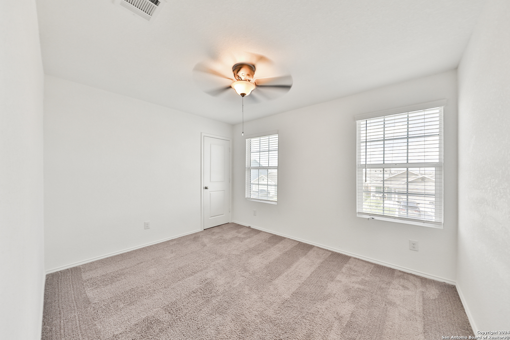 10626 Mcclintock Drive Converse TX 78109