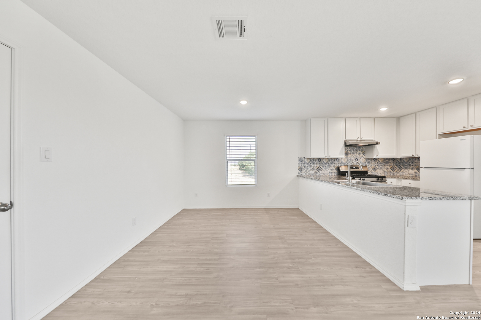 10626 Mcclintock Drive Converse TX 78109