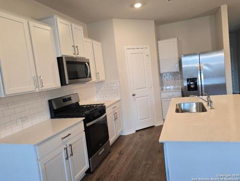 21027 Watercourse Way San Antonio TX 78266