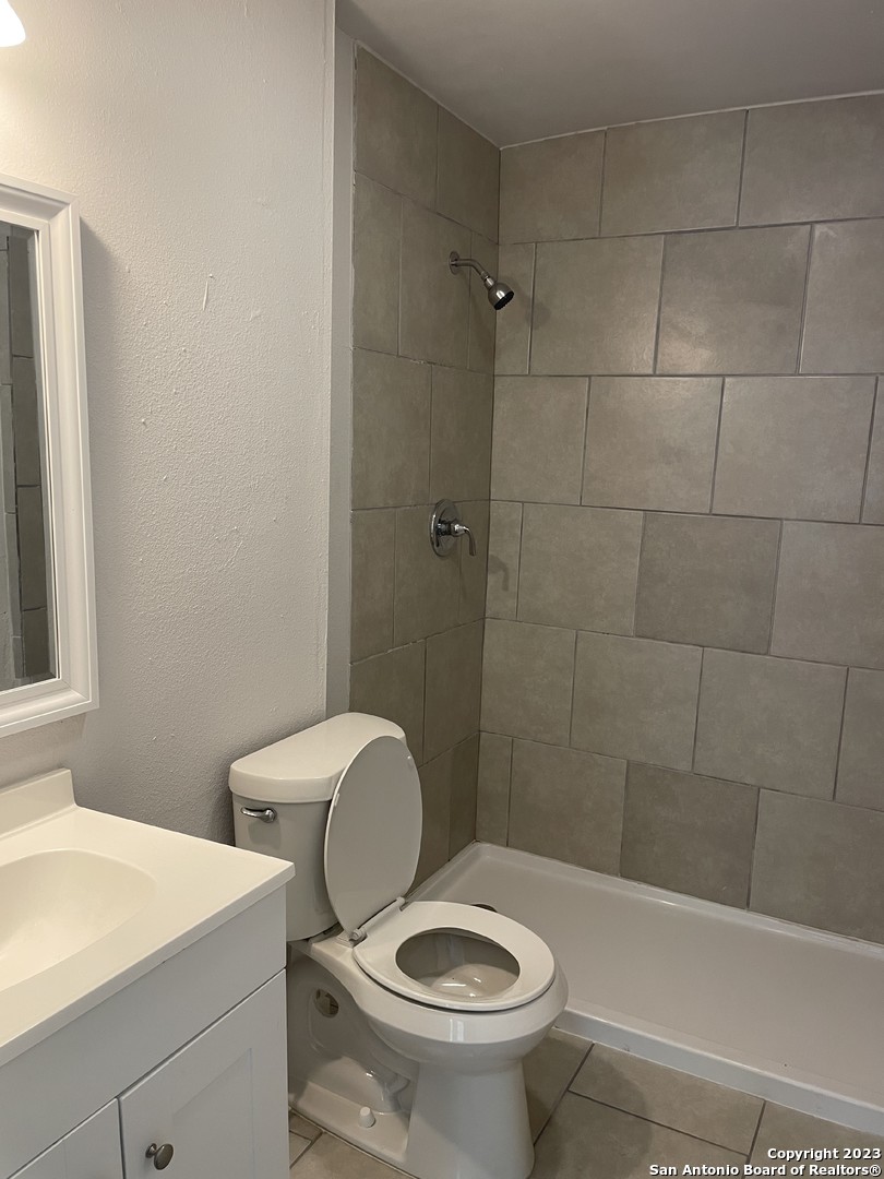 4818 Monterey Street San Antonio TX 78237