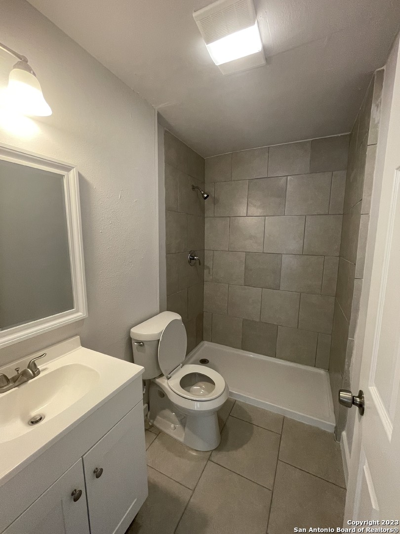 4818 Monterey Street San Antonio TX 78237