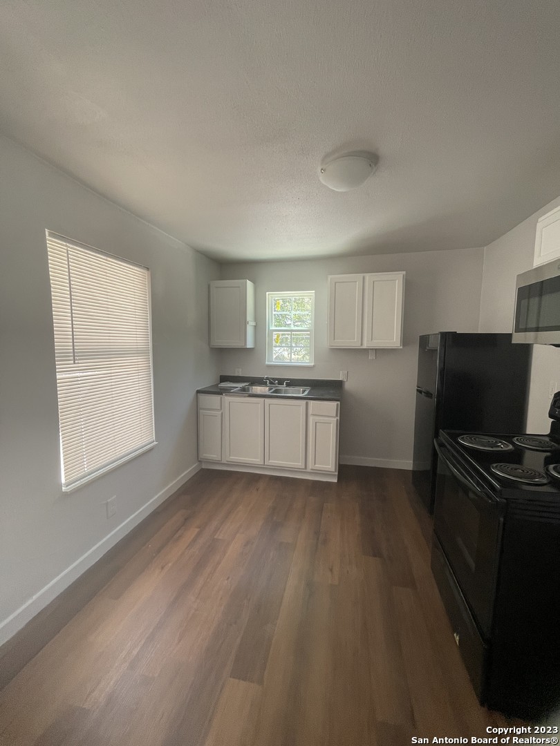 4818 Monterey Street San Antonio TX 78237
