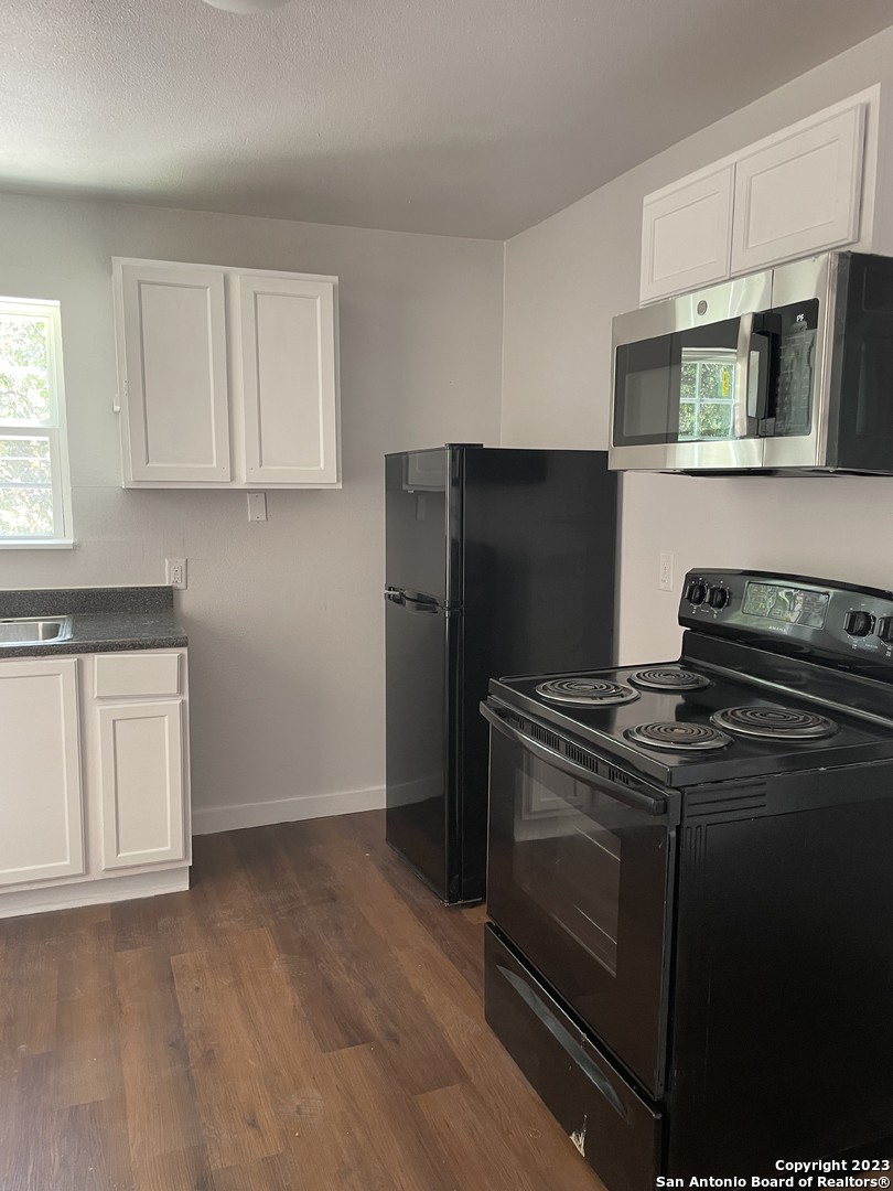 4818 Monterey Street San Antonio TX 78237