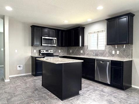 11845 Silver Chase San Antonio TX 78254
